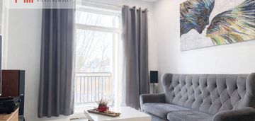 Nowoczesny apartament z balkonem i windą | bielany