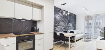 2-pok, garderoba, balkon, śródmieście