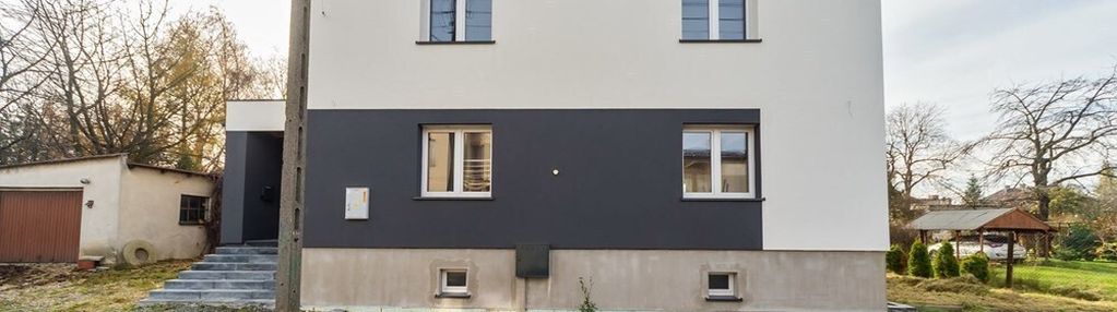 Dom po generalnej modernizacji, duża działka