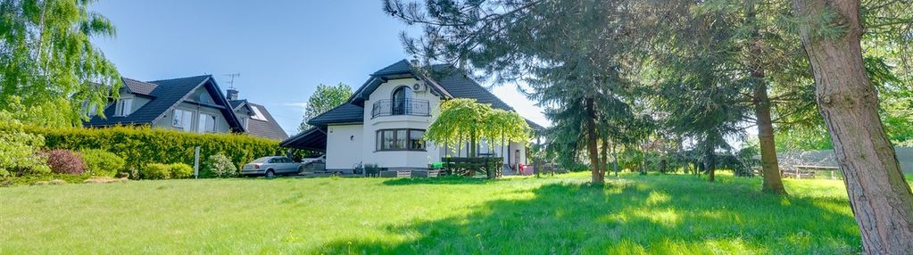 Dom 276m2 na dwóch działkach budowlanych 2648m2