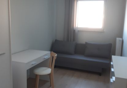 Pokój 11 m2 w mieszkaniu 3 pokojowym