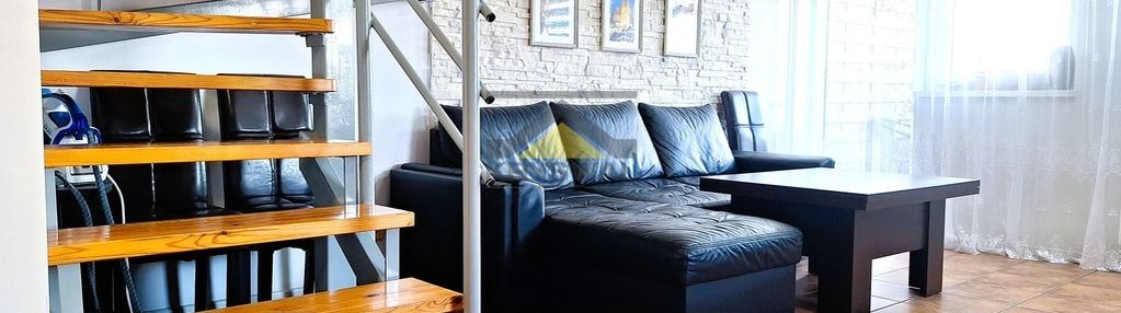 Mieszkanie dwupoziomowe z dwoma balkonami