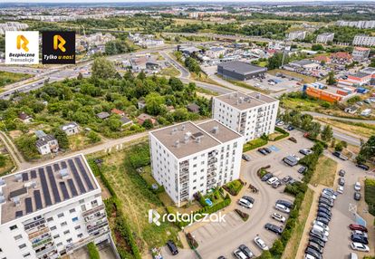 Bliskość komunikacji, klima, zabudowany balkon