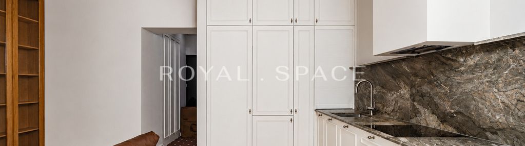 Premium apartament z klimatem kamienicy i balkonem