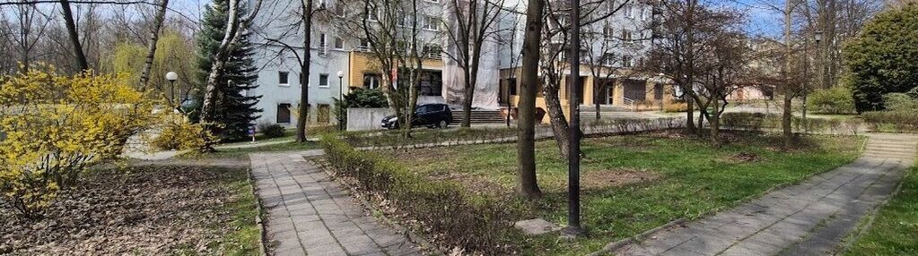 Blisko park, 2 miejsca postojowe , 4 pokoje !!!