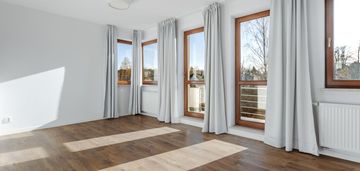 Słoneczny| gotowy do zamieszkania| obok lasu | s2