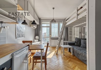 Powiśle-bulwar/po remoncie/balkon/klima/piwnica