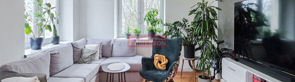 3 pok do wejścia jasne tramwaj