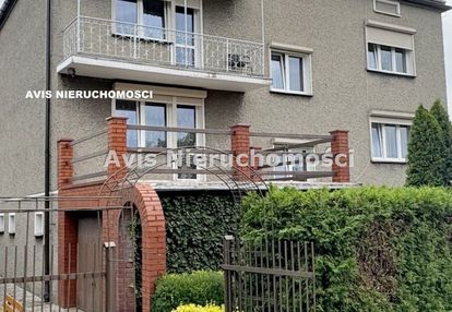 Dom dwurodzinny w kierunku na wałbrzych