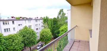 4 pokojowe mieszkanie z balkonem o pow. 55 m2