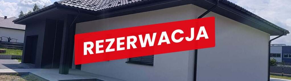 Nowy dom parterowy z antresolą.