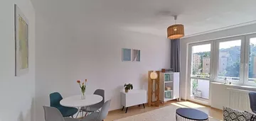 Przepiękne mieszkanie 40m umeblowane Gdynia Cisowa