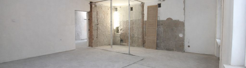 W trakcie remontu ! klimatyzacja, balkon, piwnica