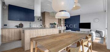 Luksusowy apartament z tarasem i widokiem na park