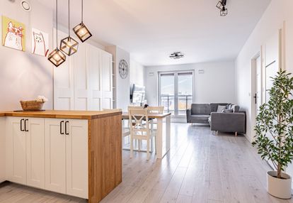 Mieszkanie z tarasem | łacina