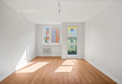 Słoneczne mieszkanie przy lesie