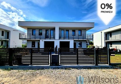 Bliźniak z podjazdem, garażem i narożnym ogrodem