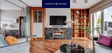 Wysoki standard - widok na zatokę.