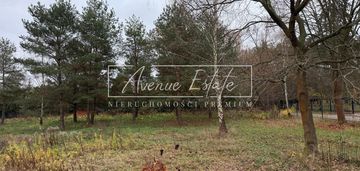 Piękna działka narożna / willowe sąsiedztwo