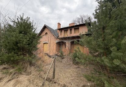 Rezydencja z potencjałem w zielonej enklawie wagow