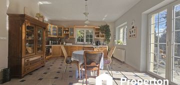 Do zamieszkania duży dom z sauną przy miedwiu