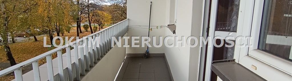 M-4 ul. jana karskiego i piętro z balkonem