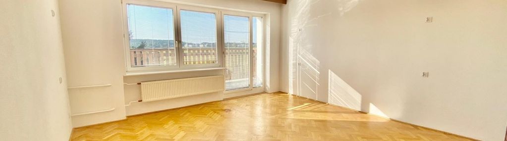 Duży dom w spokojnej okolicy