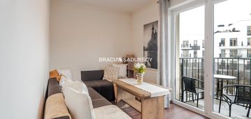 3 pokoje / balkon / top lokalizacja / rydlówka