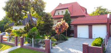 Tylko u nas!!!dom 280 m2 przy lesie i jeziorze!!!