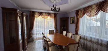 Komfortowy segment 236 m² w siedlcach nad zalewem