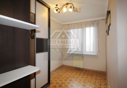 52m² - możliwość wydzielenia trzeciego pokoju