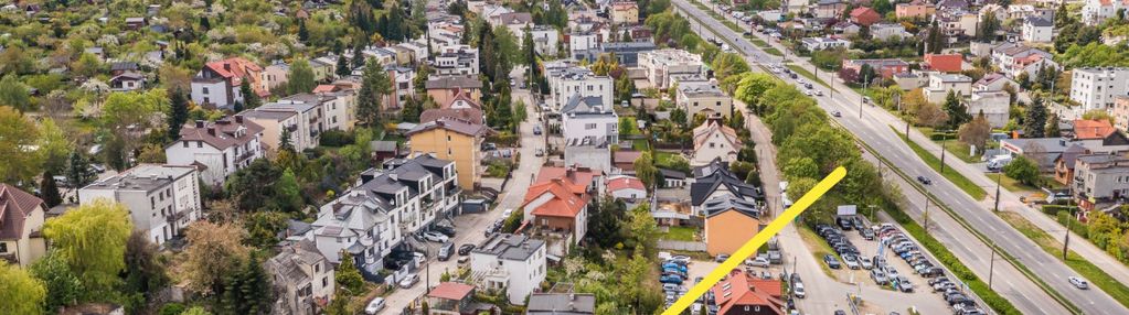 Kilka budynków gosp. | 13kw foto | urządzony ogród