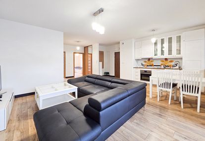 Dolina 3 stawów, balkon, 3xgaraż, umeblowane!