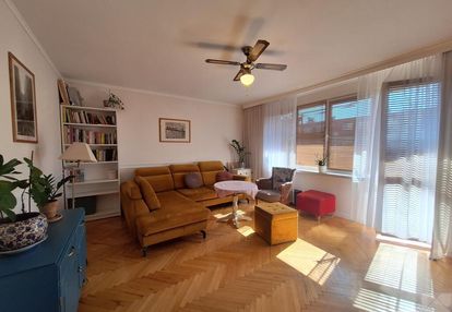 Mieszkanie os. warneńczyka 2 piętro 3 pokoje