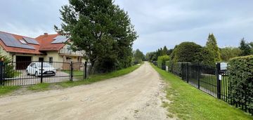 Kompleks działek z pięknym widokiem blisko jeziora