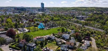 Projekt na rozbudowę domu, działka 608m2