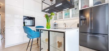 Dom na krzykach _ ogród letni _ garaż _ 2023 r.