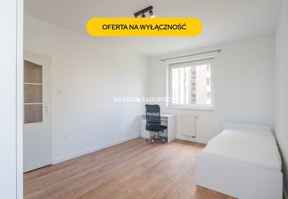 3 osobne pokoje / zamknięte osiedle / garaż