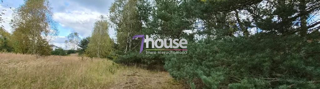 Piękna duża działka budowlana z drzewami 1069 m2.