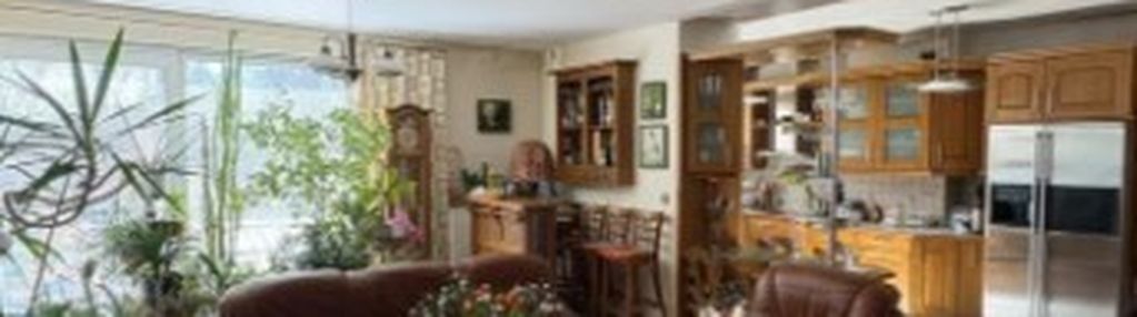 5-pokojowe mieszkanie na ochocie