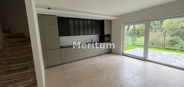 Dom całkowicie wykończony 5 pokoi, garaż