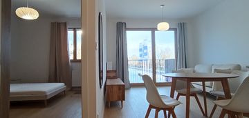 Ul. kolejowa. mieszkanie 42m2 z mp w garażu. 2rent