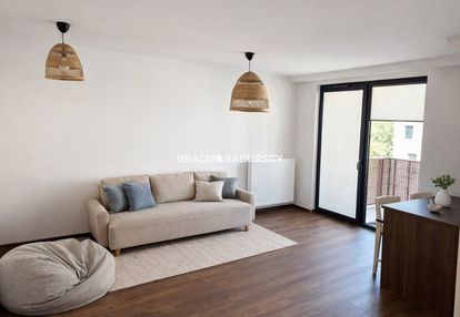 Świetna komunikacja, ulica wizjonerów.