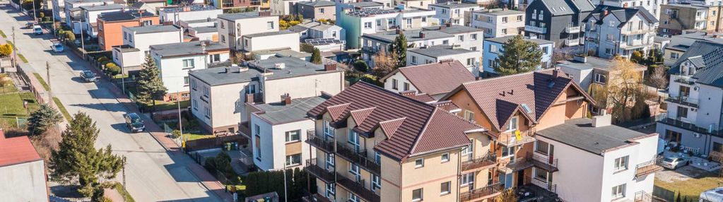 4 niezależne mieszkania/ 18 pokoi/blisko plaży