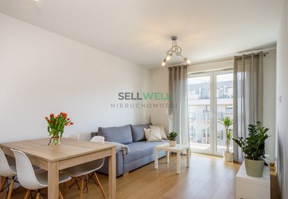 Nowoczesne 2 pokoje z oddzielną kuchnią