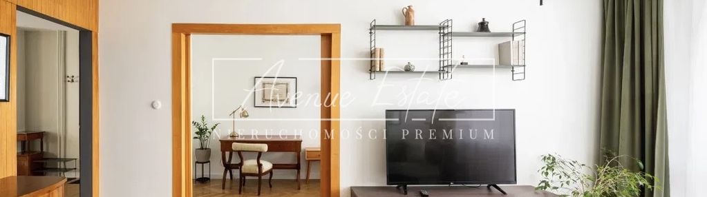 Przestronne mieszkanie z balkonem / widok na pkin