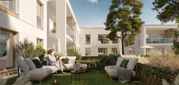 Apartament z antresolą, osiedle z basenem.