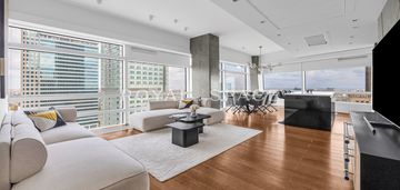Panoramiczny apartament na 23 piętrze | złota 44