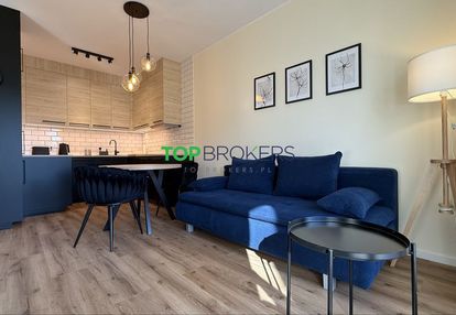 Nowe eleganckie dwa pokoje, garaż