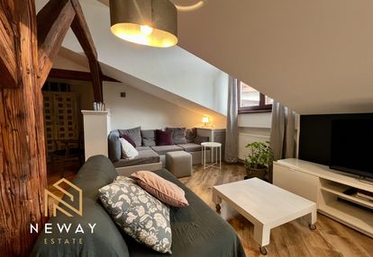 Klimatyczne mieszkanie 81 m² z windą – stare miast